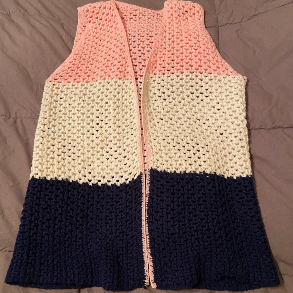 Sweater vest